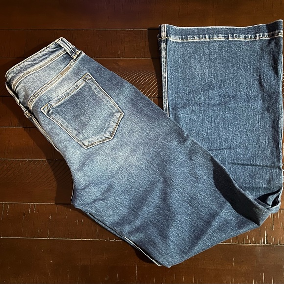KanCan Jeans - Picture 3 of 4